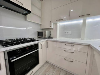 Apartament cu 2 camere, 65 m², Centru, Chișinău