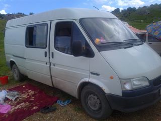 Ford transit foto 1