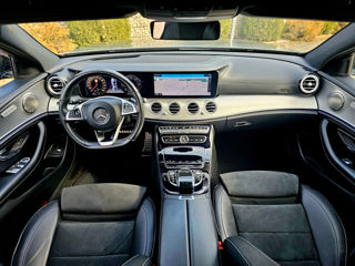 Mercedes E-Class foto 8