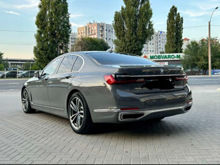 BMW 7 Series foto 4