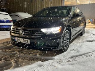 Volkswagen Jetta foto 8