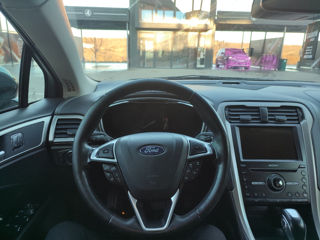 Ford Mondeo foto 7