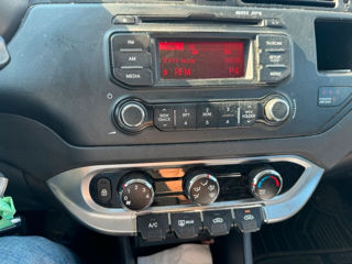 KIA Rio foto 8