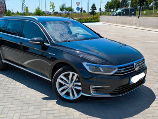 Volkswagen Passat foto 3