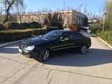 Mercedes CLK Class foto 2