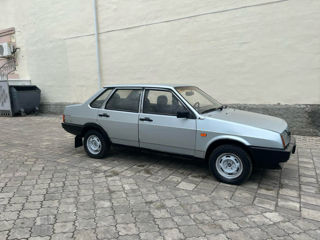 Lada / ВАЗ 21099 фото 0