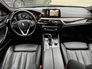 BMW 5 Series foto 6