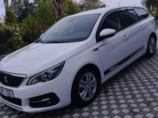 Peugeot 308 foto 2