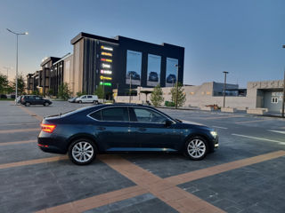 Skoda Superb foto 6