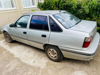 Daewoo Nexia foto 2