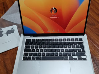 Macbook A2681