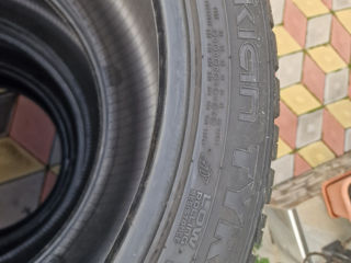 Vând anvelope Nokian Tyres de Iarnă