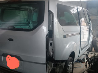 Dezmembrez ford transit custom pasager 9 locuri foto 0