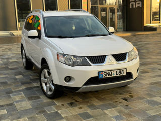 Mitsubishi Outlander foto 4