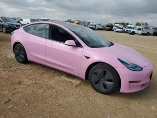 Tesla Model 3 foto 3