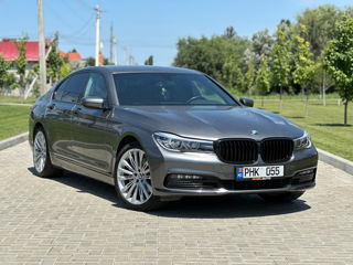 BMW 7 Series foto 1