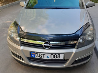 Opel Astra foto 2