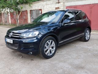 Volkswagen Touareg foto 1