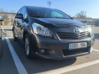 Toyota Verso foto 8