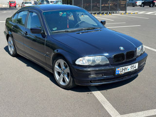 BMW 3 Series foto 2