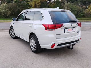 Mitsubishi Outlander foto 6