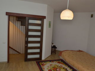 Apartament cu 3 odai in casa noua cu intrarea separata numai 43500 Euro foto 3