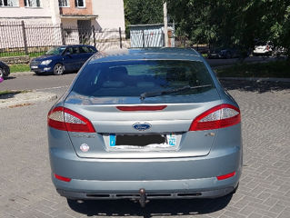 Ford Mondeo foto 7