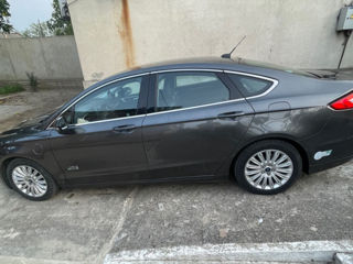 Ford Fusion foto 4