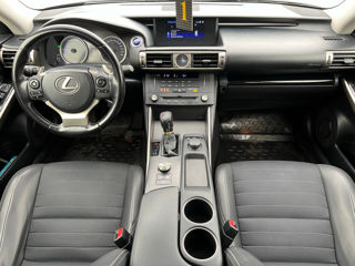 Lexus IS Series foto 16