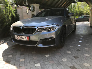 BMW 5 Series foto 2