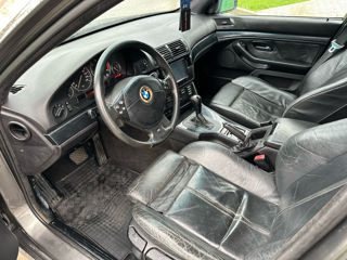 BMW 5 Series foto 7