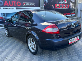 Renault Megane foto 8