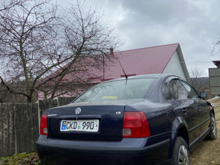 Volkswagen Passat foto 2