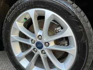 Ford Fusion foto 8