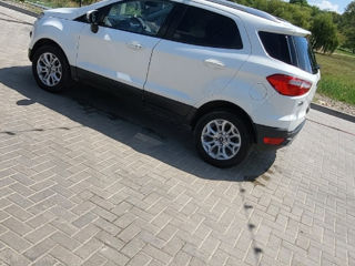 Ford EcoSport foto 2