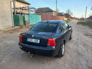 Volkswagen Passat foto 3