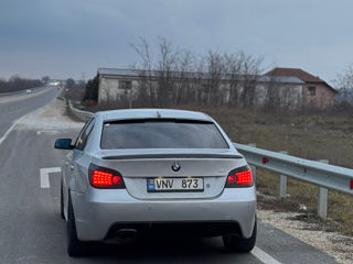 BMW 5 Series foto 9