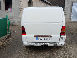 Mercedes Vito foto 4