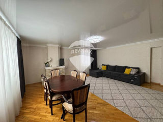 Apartament cu 4 camere, 130 m², Botanica, Chișinău