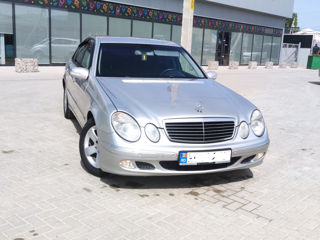 Mercedes E-Class