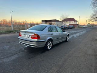 BMW 3 Series foto 4