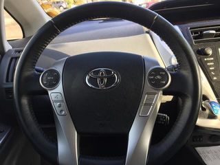 Toyota Prius + foto 6