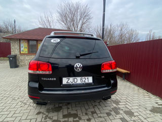 Volkswagen Touareg foto 8