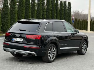 Audi Q7 foto 2