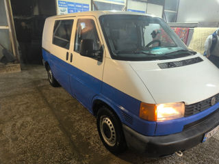 Volkswagen Transporter foto 2