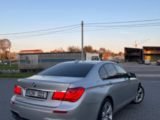 BMW 7 Series foto 4