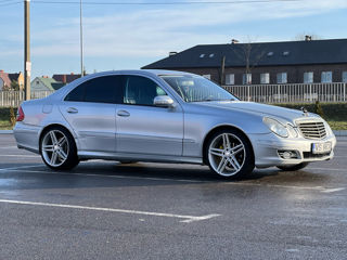 Mercedes E-Class foto 3