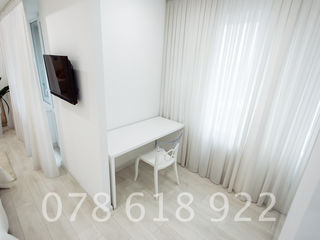 Vânzare apartament exclusiv, 2 dormitoare + living spațios, bloc de elită, Centru, str. București! foto 12