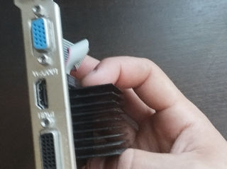 GT 730 1 GB DDR3 foto 2