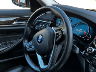 BMW 5 Series foto 5